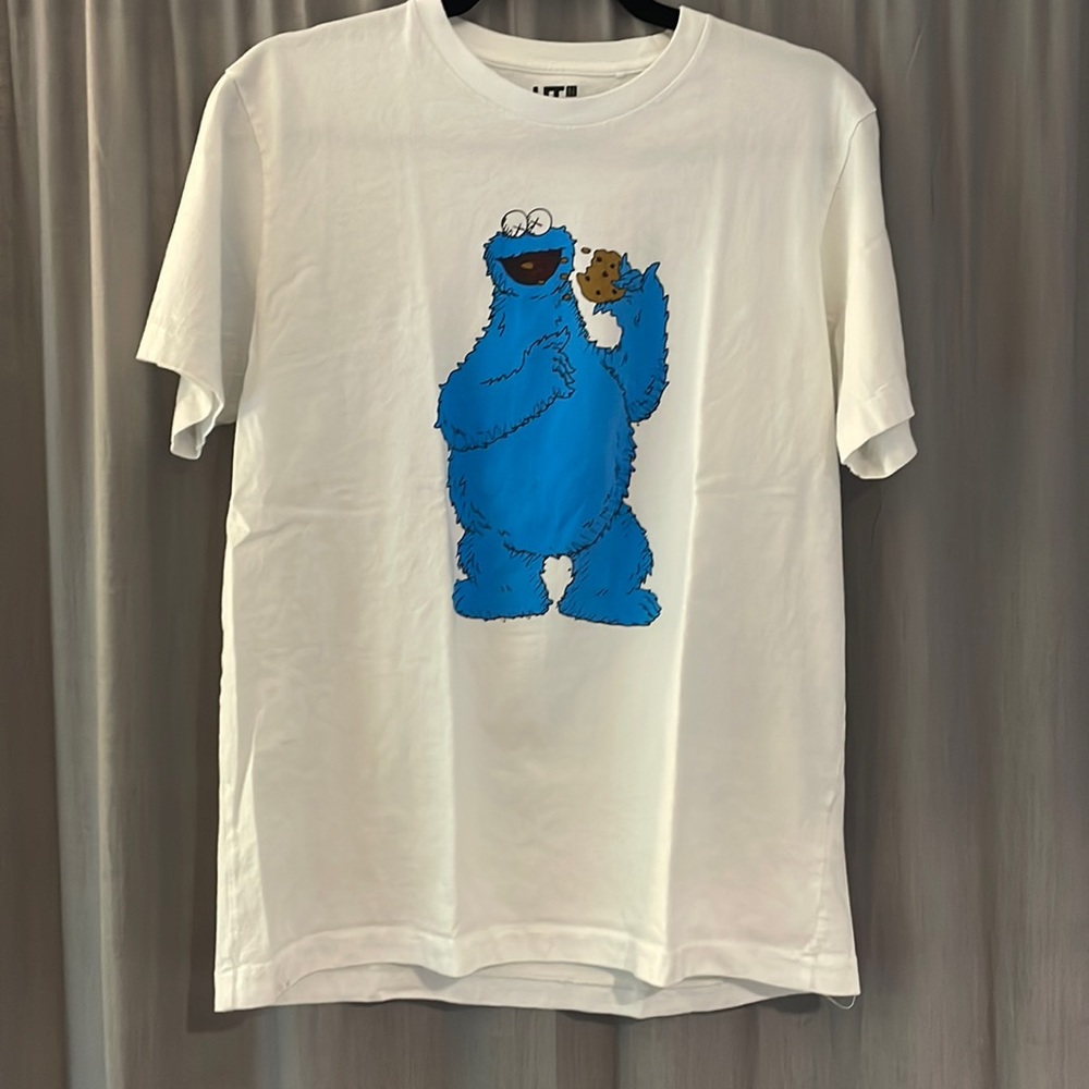 kaws UT Sesame Street T-Shirt